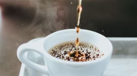 nagtitimpla ng kape in english
